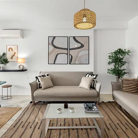 Marina 1bd Sea Views Club Access 마르베야