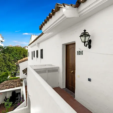 Vm30 Puerto Banus Penthouse Min Stay 63 Nights Marbella