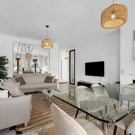 Marina 1bd Sea Views Club Access * Marbella