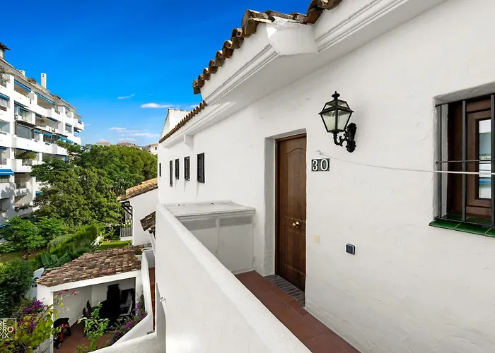 Marina 1bd Sea Views Club Access 马尔韦利亚