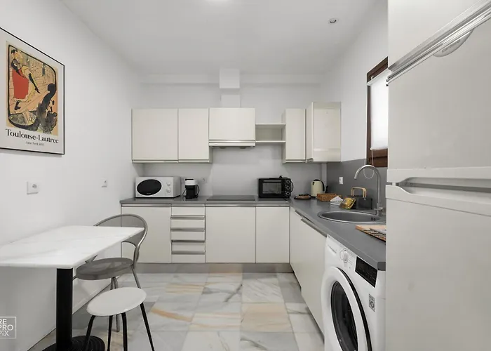 Marina 1bd Sea Views Club Access 公寓 马尔韦利亚