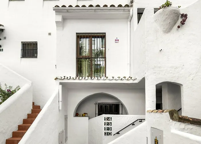 Marina 1bd Sea Views Club Access 公寓 马尔韦利亚