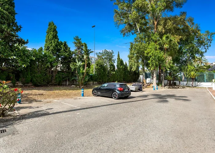 Marina 1bd Sea Views Club Access 马尔韦利亚