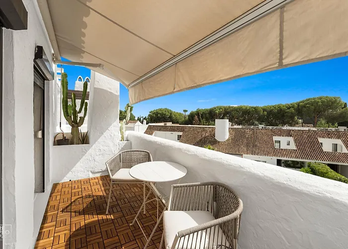 Marina 1bd Sea Views Club Access 公寓