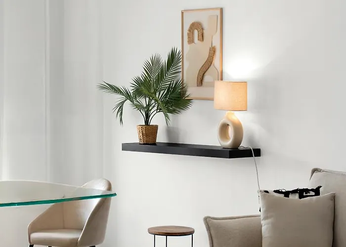 Marina 1bd Sea Views Club Access 马尔韦利亚